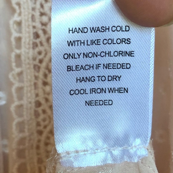 DANIEL RAINN Peach-Cream Sheer Top Size L - Picture 7 of 7